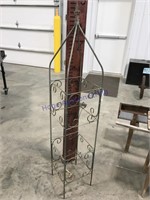 Metal climbing cage