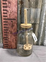 One gallon glass butter churn