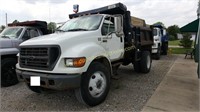 2001 Ford Single Axle Truck