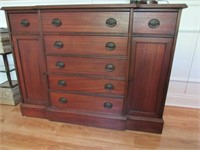 Mahogany Buffet: Five Center Drawers, Two Cutlery