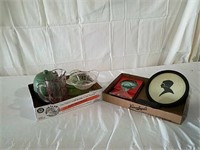 2 boxes compote, picture, candy dish, magnifier
