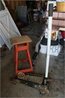 3.5 Ton Hydraulic Floor Jack & Shop Stool