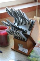 Chicago Cutlery Knife Set