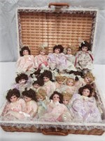 (20"x15"x4") Basket Case, 24 Basket Babies