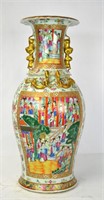 Large Chinese Rose Medallion Vase