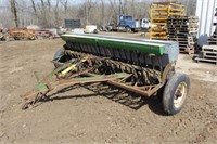 John Deere 10ft Grain Drill w/Grass Seed Box