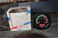 ISS Pro M & W Pyrometer 3" 1800 w/box