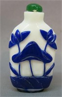 CHINESE CAMEO GLASS SNUFF BOTTLE