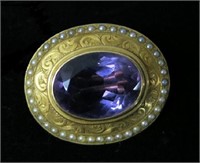 VICTORIAN GOLD BROOCH WITH AMETHYST & SEED PEARLS