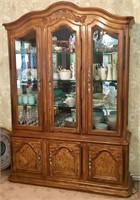 Drexel Heritage Country French China Hutch