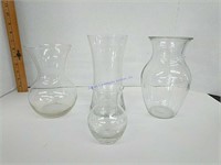 4 Glass Vases
