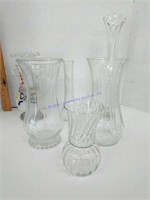 6 Glass Vases