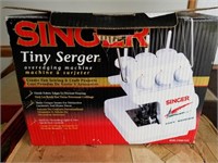 Singer Tiny Serger Sewing Machine In Box