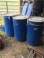 3 empty plastic drums / feed drums