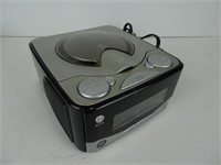 GE Clock Radio with CD - Tested working