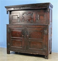 18th Century English Oak Cupboard