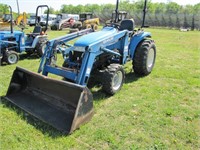 New Holland TD29A 4WD Tractor w/NH 7308 Loader,