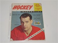 1957 Hockey Pictorial Gordie Howe