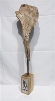 MA Zing, sculpture en bois d'épave BC, "Afrique".