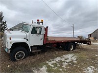 1984 International truck w/rollback engine seized