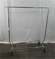 Extendable Clothes Rack On Casters W10C