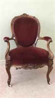 VICTORIAN LADIES' CHAIR ON FRONT PORCELAIN CASTERS