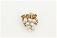 10K Gold Grapes Style Pin w/Pearls