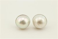 14K Gold Earrings w/Large Pearls