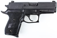 Gun Sig Sauer P220 Compact S/A Pistol in .45 ACP