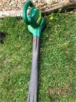 Weedeater Electric blower vac