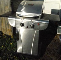 COMMERCIAL INFRARED CHAR-BROIL GRILL