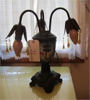 VINTAGE TULIP LAMP