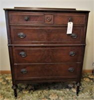 4-DRAWER DRESSER , WITH DOVE TAIL JOINTED DRAWERS