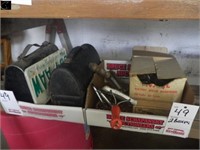 2 boxes w/ 2 metal lunchkits