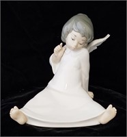 Lladro Angel Wondering Porcelain Figurine