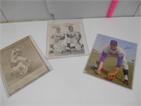 Signed Mets Pictures and Newspaper Clipping