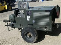 Military mobile air compressor
