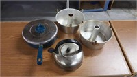Tea kettle, cook pan, baking pans Lot