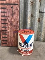Valvoline quart oil can - full