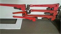6 piece pipe wrench set.