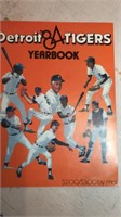 Detroit Tigers 1984 yearbook