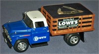 Die cast Lowe's Delivery truck