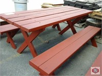 Picnic Table w benches