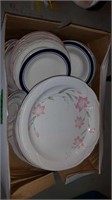 FLAT OF ASSORTED PLATES, BOWLS, SAUCERS