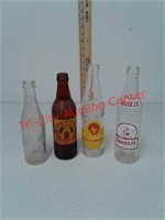 4 vintage glass soda pop bottles - Dr