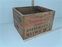 LC Smith typewriter vintage wood box / crate