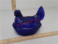 Blue glass hen on nest dish - good condition