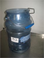 Clear Ice/Water Bucket