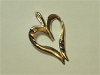 S/Silver Heart Shaped Pendant, Retail$20