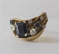 18kt yellow gold Sapphire diamond ladies ring